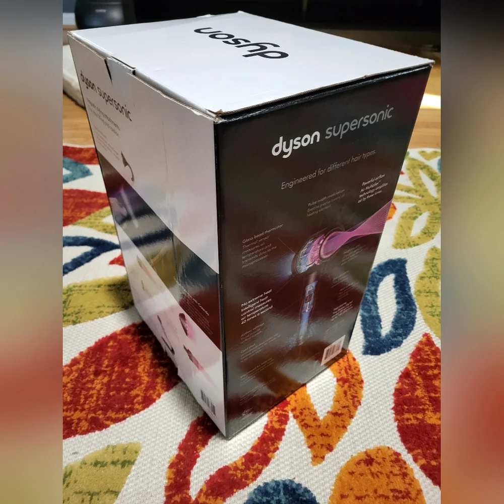 Dyson Supersonic Hair Dryer and Styling, Stand & Attachments Brand New
